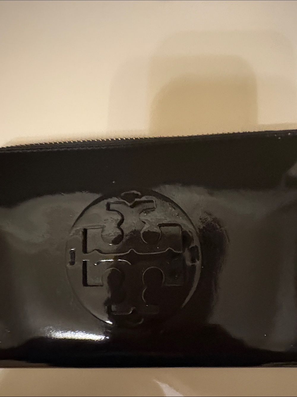 Tory Burch Black Patent Leather Zip Wallet pre owned